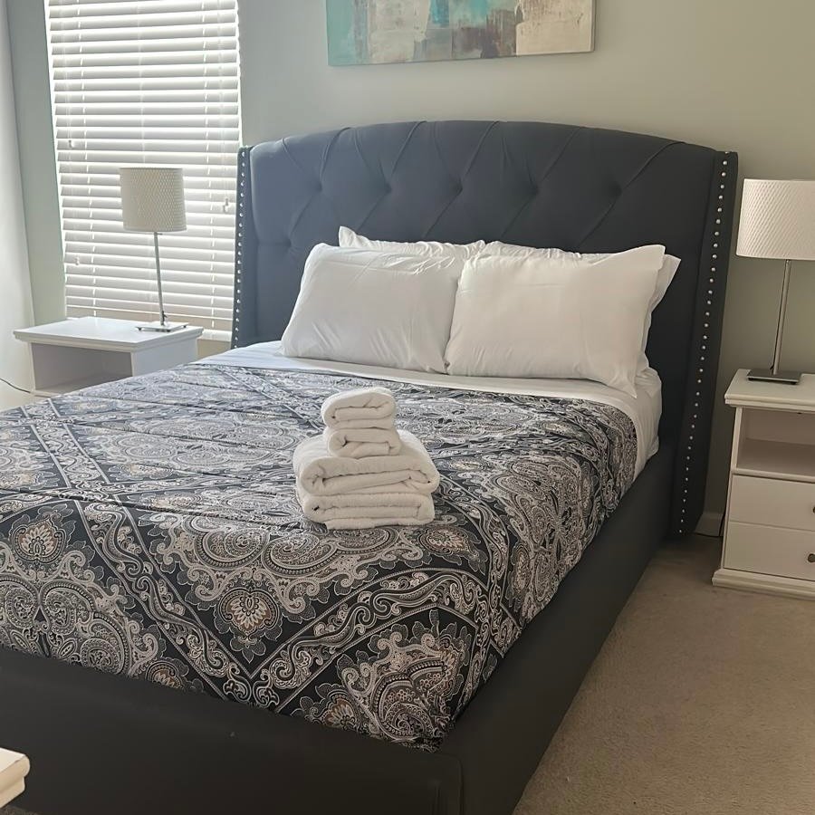 residential cleaning, bedroom